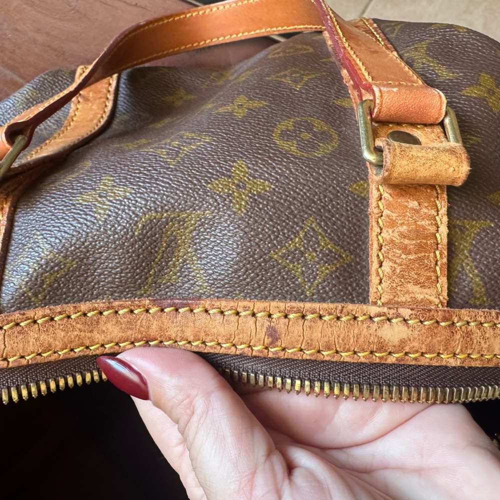 Louis Vuitton Monogram Canvas Duffel Bag - Picture 6 of 8